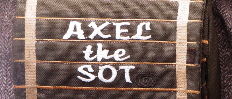 Axel the sot's fanny pack.