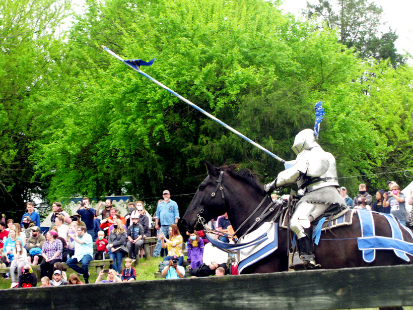 A squire waiting for a Knight.